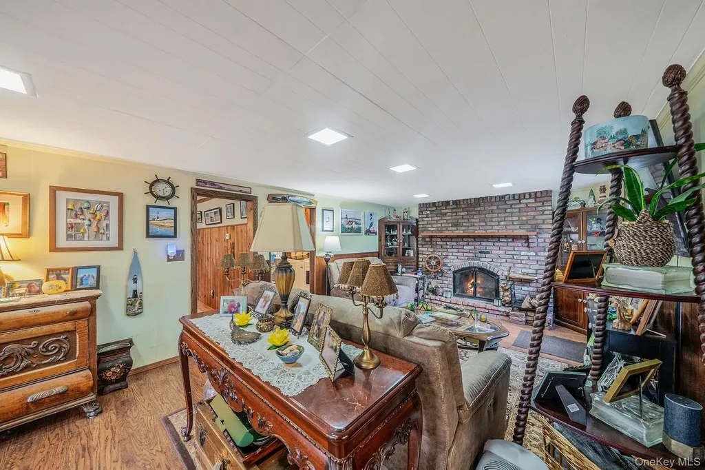 43 Wiggins Avenue Patchogue NY 11772