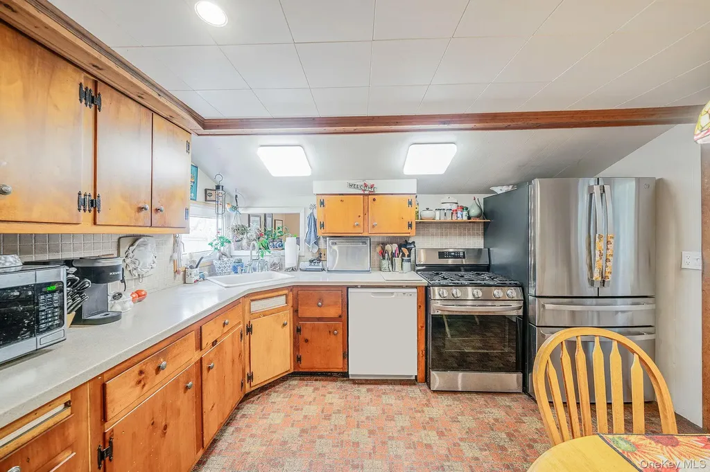 43 Wiggins Avenue Patchogue NY 11772