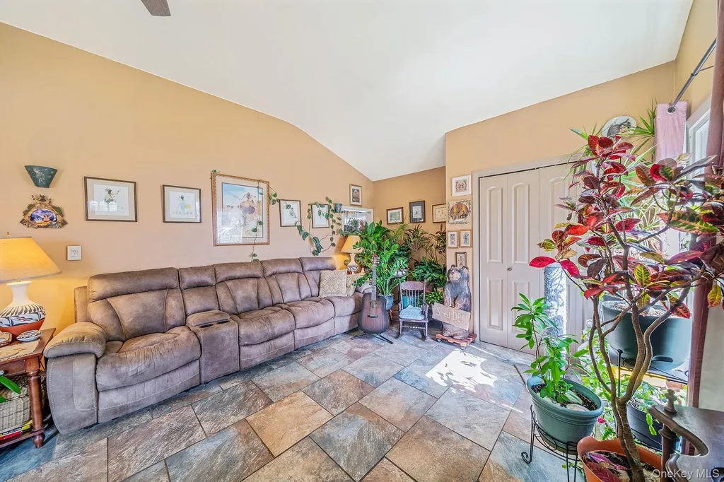43 Wiggins Avenue Patchogue NY 11772