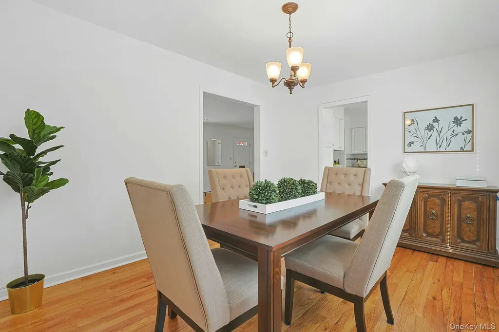 9 Robins Crescent New Rochelle NY 10801