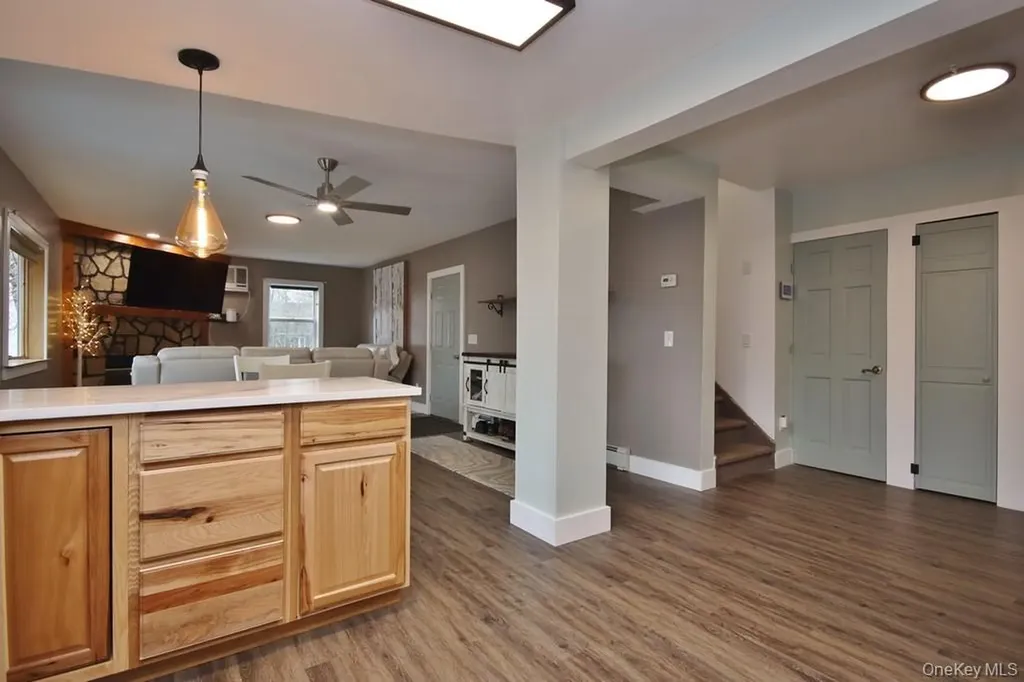 195 Rockledge Avenue Buchanan NY 10511