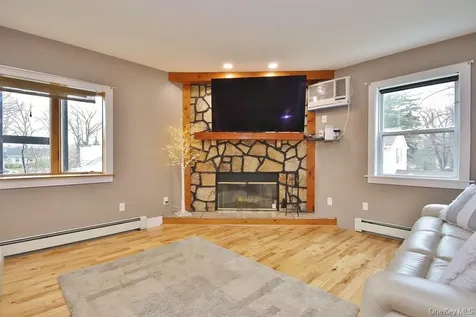 195 Rockledge Avenue Buchanan NY 10511