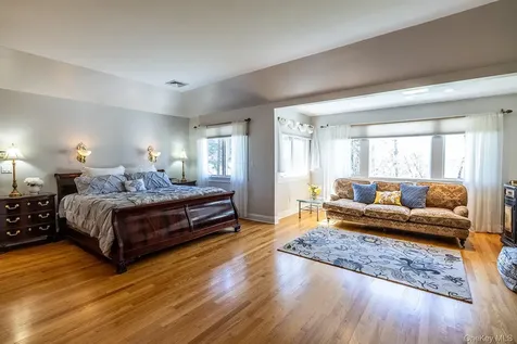 122 Mclain Street Bedford Corners NY 10549