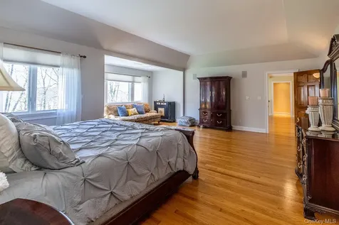 122 Mclain Street Bedford Corners NY 10549