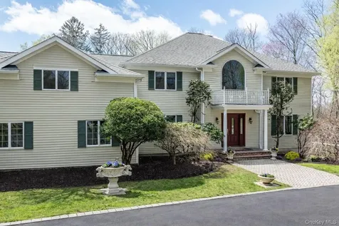 122 Mclain Street Bedford Corners NY 10549