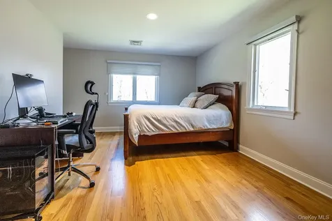 122 Mclain Street Bedford Corners NY 10549