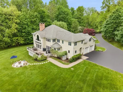 122 Mclain Street Bedford Corners NY 10549