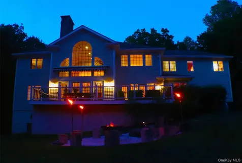 122 Mclain Street Bedford Corners NY 10549