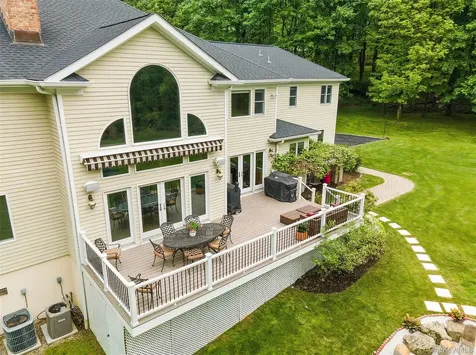 122 Mclain Street Bedford Corners NY 10549