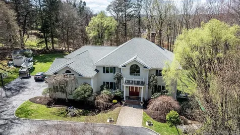 122 Mclain Street Bedford Corners NY 10549