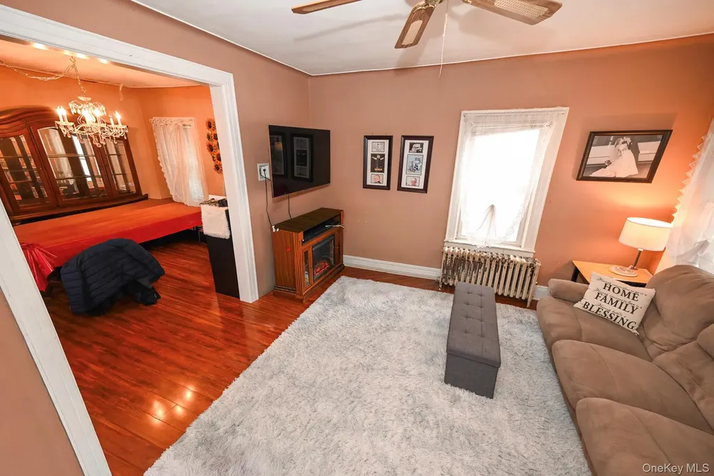 7025 71st Place Glendale NY 11385