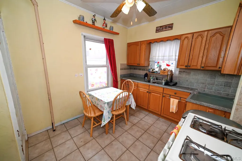 7025 71st Place Glendale NY 11385