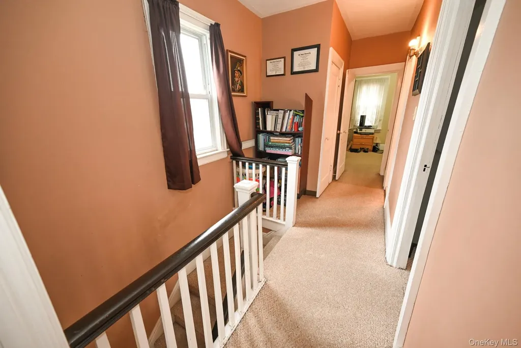 7025 71st Place Glendale NY 11385