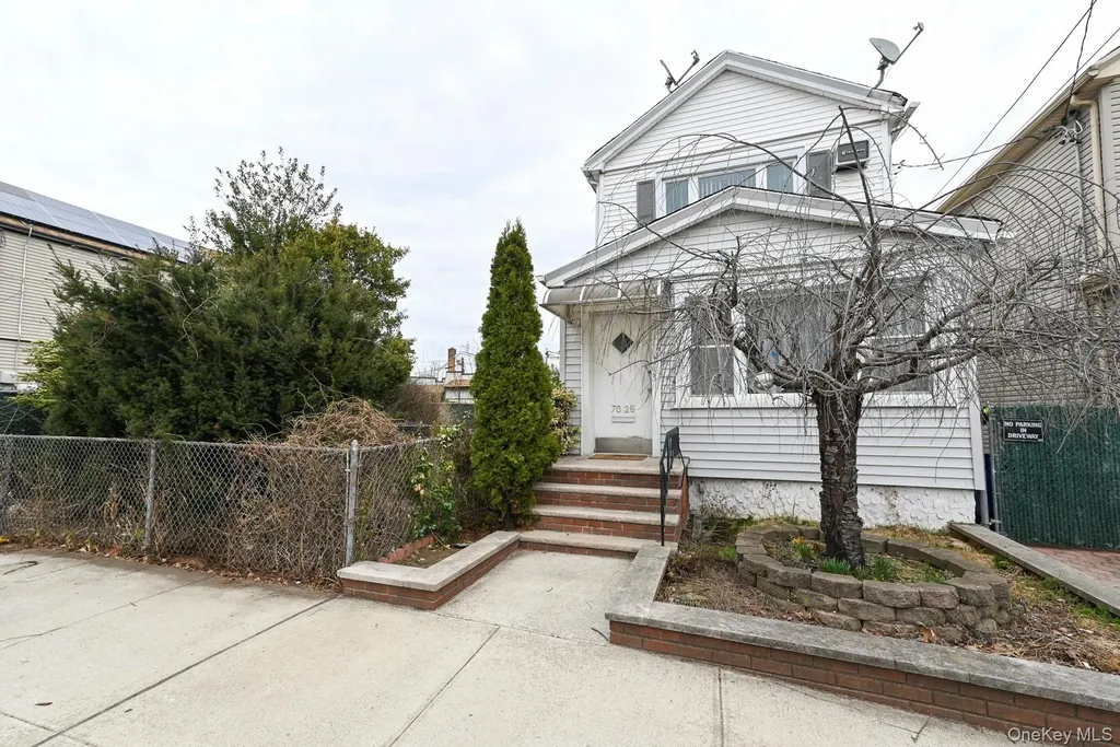 7025 71st Place Glendale NY 11385