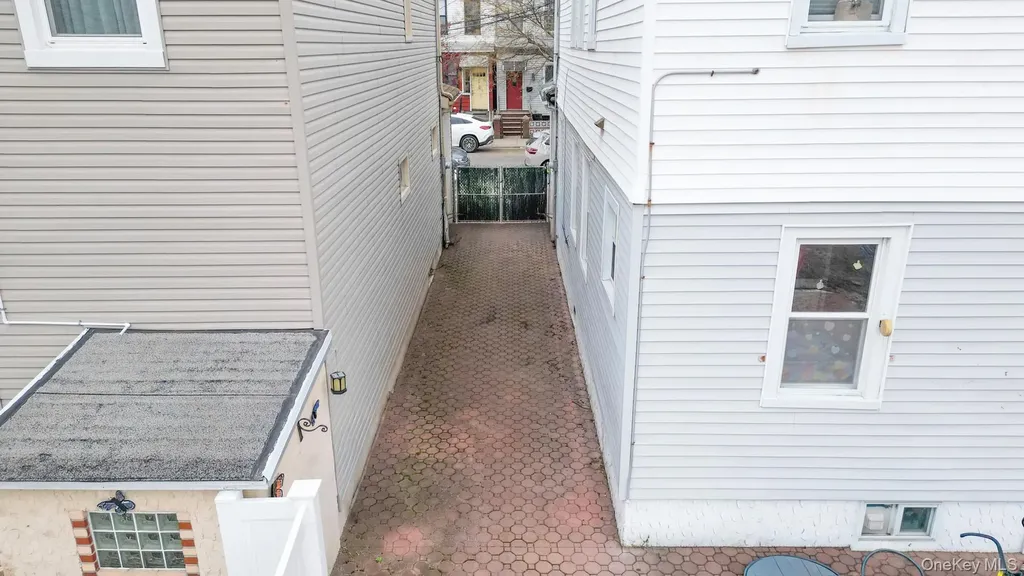 7025 71st Place Glendale NY 11385