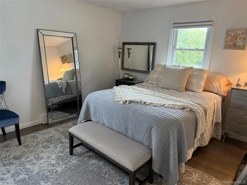 5 Argonne Road W Hampton Bays NY 11946