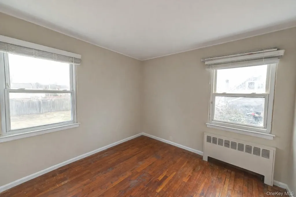 855 Pease Lane West Islip NY 11795