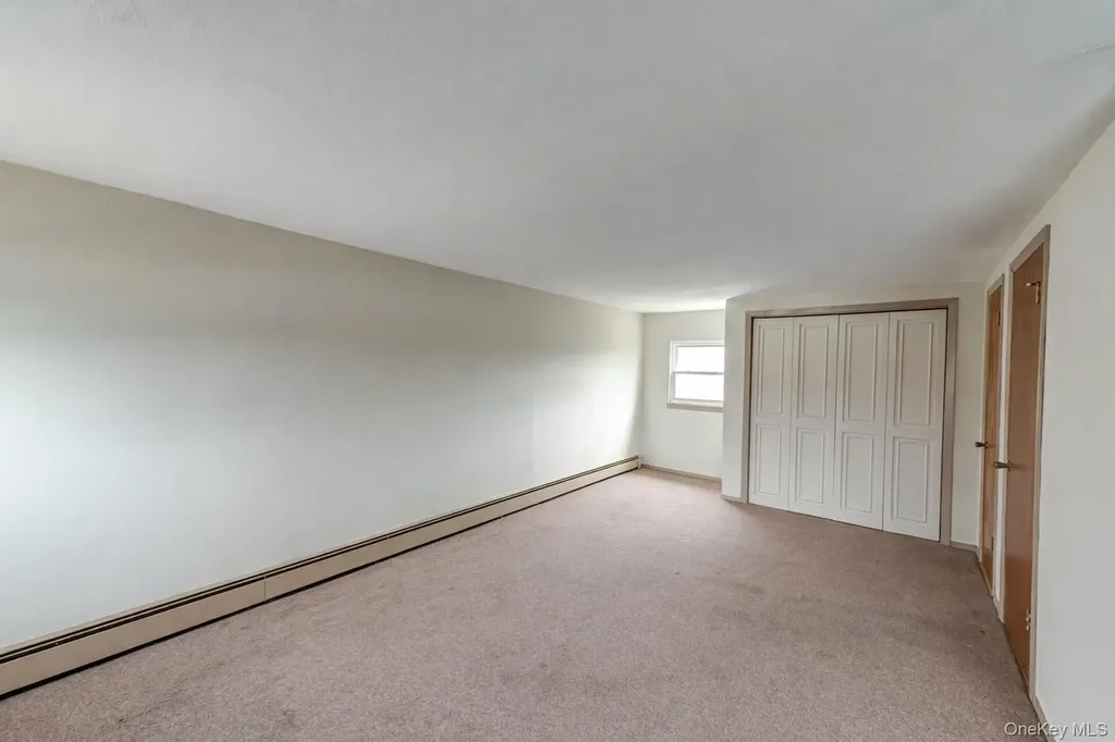 855 Pease Lane West Islip NY 11795