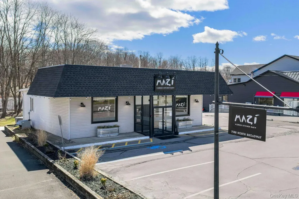 7588 N Broadway Red Hook NY 12571