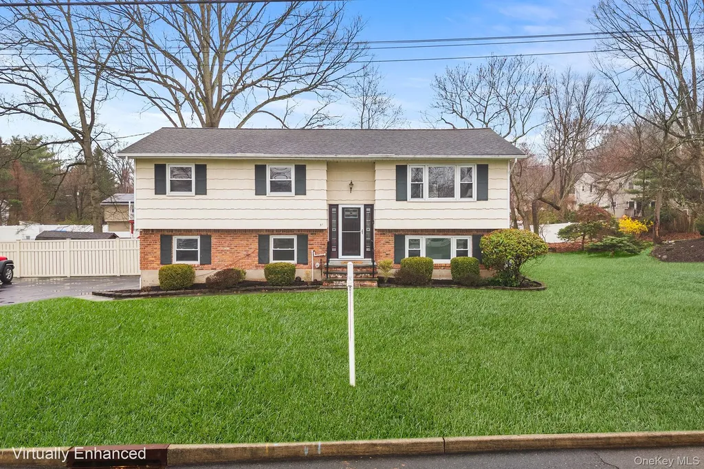 31 Bluebird Drive Congers NY 10920
