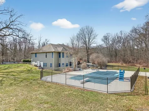 464 Union School Road Middletown NY 10941