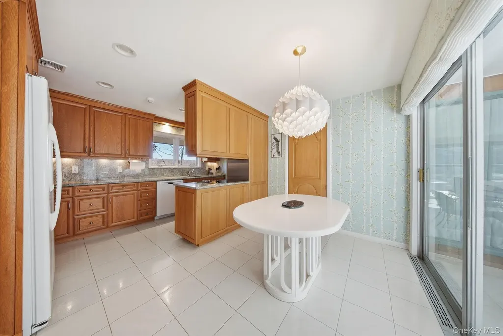 736 State Route 94 N Warwick NY 10990