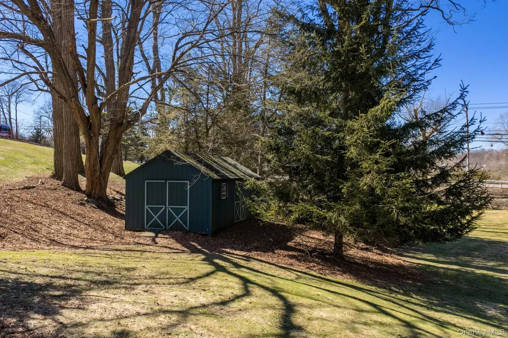 736 State Route 94 N Warwick NY 10990
