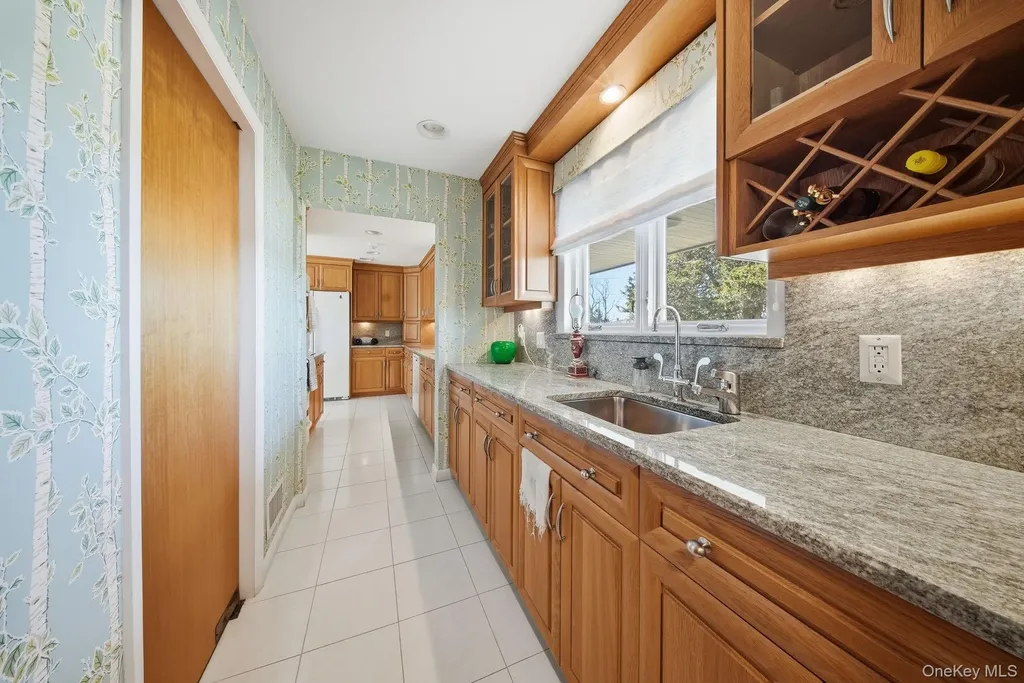 736 State Route 94 N Warwick NY 10990