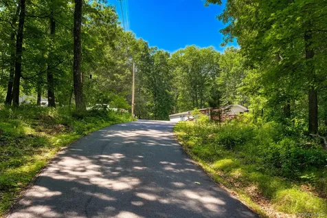 140 Gallis Hill Road Kingston NY 12401