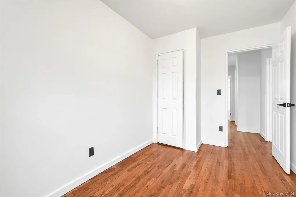2829 Schurz Avenue Bronx NY 10465