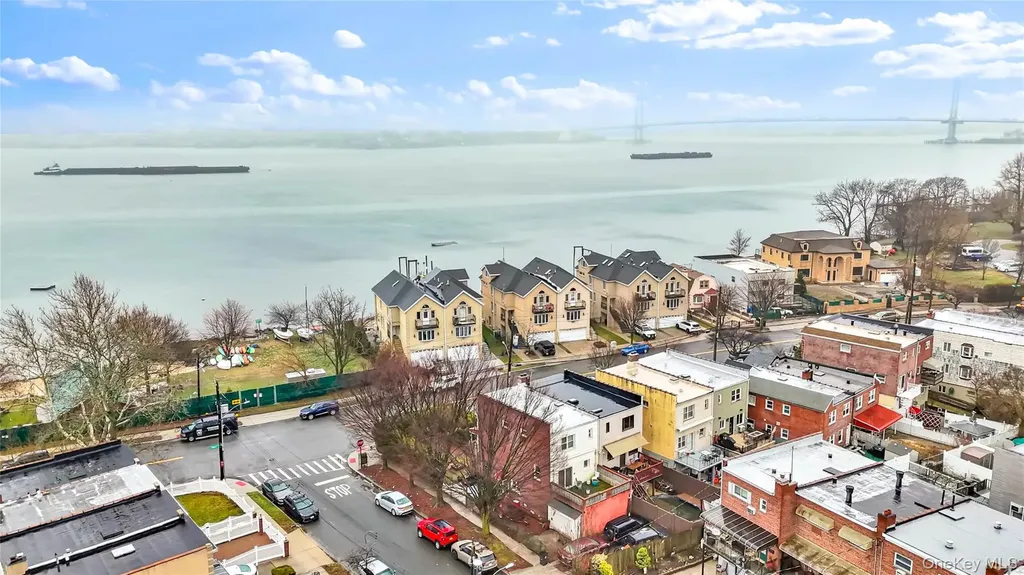 2829 Schurz Avenue Bronx NY 10465
