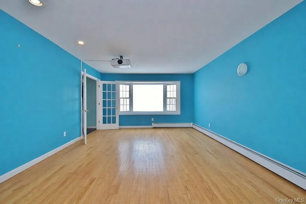 9 Crescent Lane Putnam Valley NY 10579