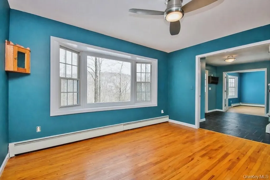 9 Crescent Lane Putnam Valley NY 10579