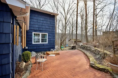 9 Crescent Lane Putnam Valley NY 10579