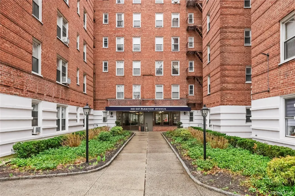 247 Parkview Road Bronxville NY 10708