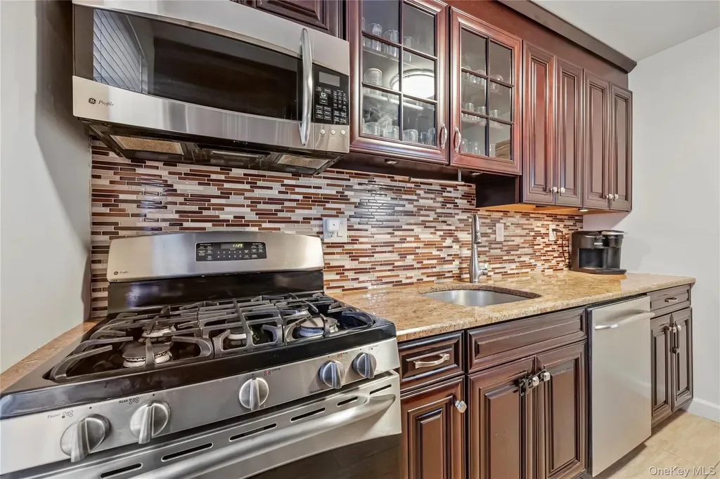 247 Parkview Road Bronxville NY 10708