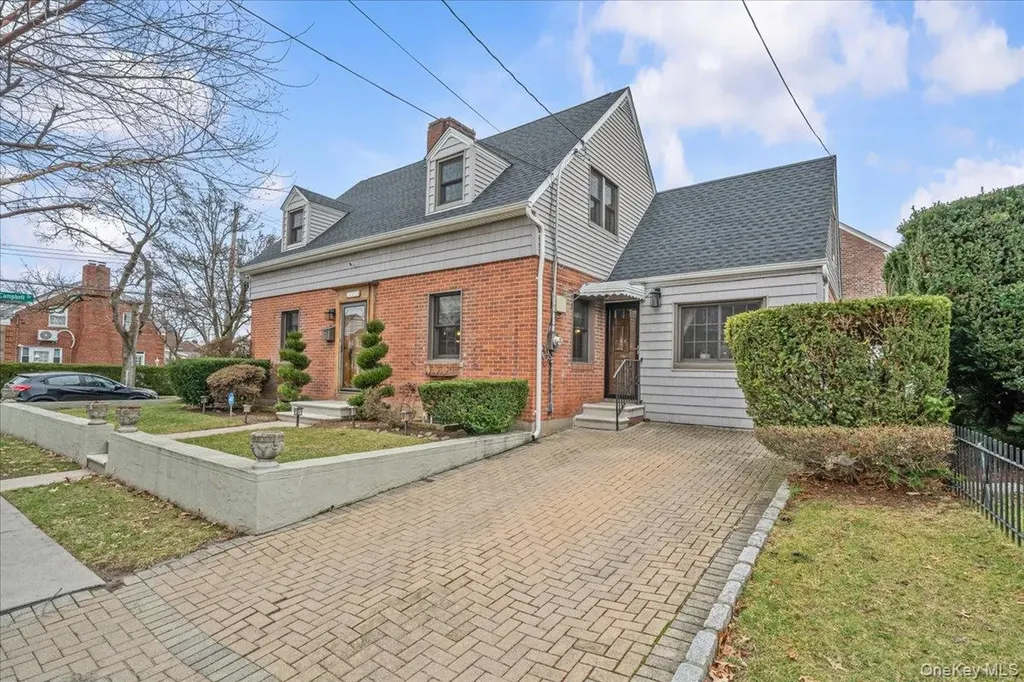 3318 Polo Place Bronx NY 10465
