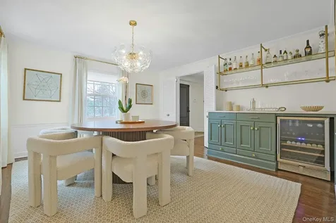 250 Mamaroneck Road Scarsdale NY 10583