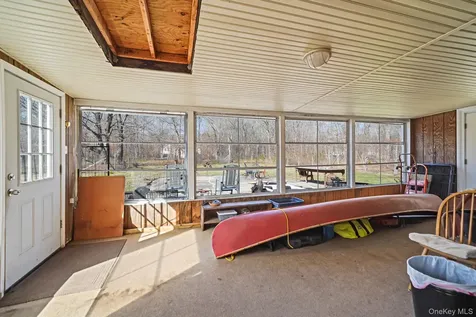 146 Halsey Manor Road Manorville NY 11949