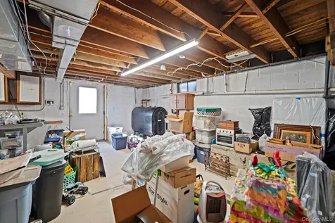 146 Halsey Manor Road Manorville NY 11949