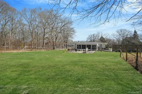 146 Halsey Manor Road Manorville NY 11949