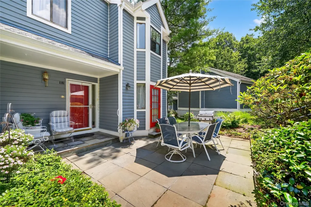 116 Valleyview Road Irvington NY 10533