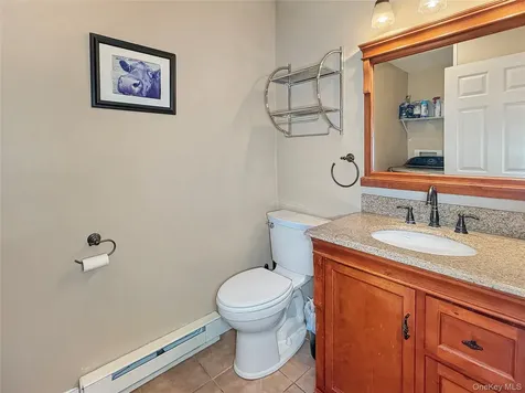 5608 Chelsea Cove N Hopewell Junction NY 12533