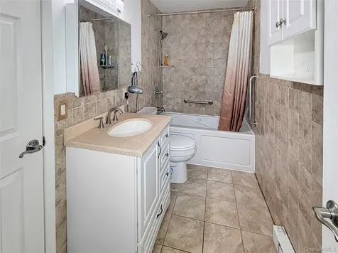 5608 Chelsea Cove N Hopewell Junction NY 12533