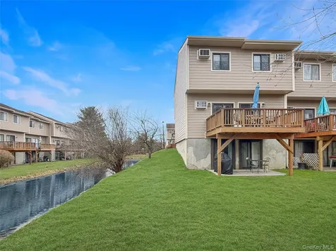 5608 Chelsea Cove N Hopewell Junction NY 12533