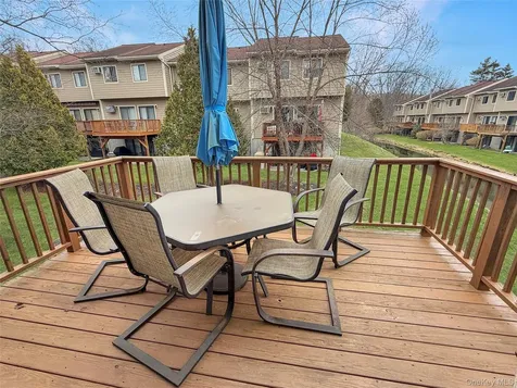 5608 Chelsea Cove N Hopewell Junction NY 12533