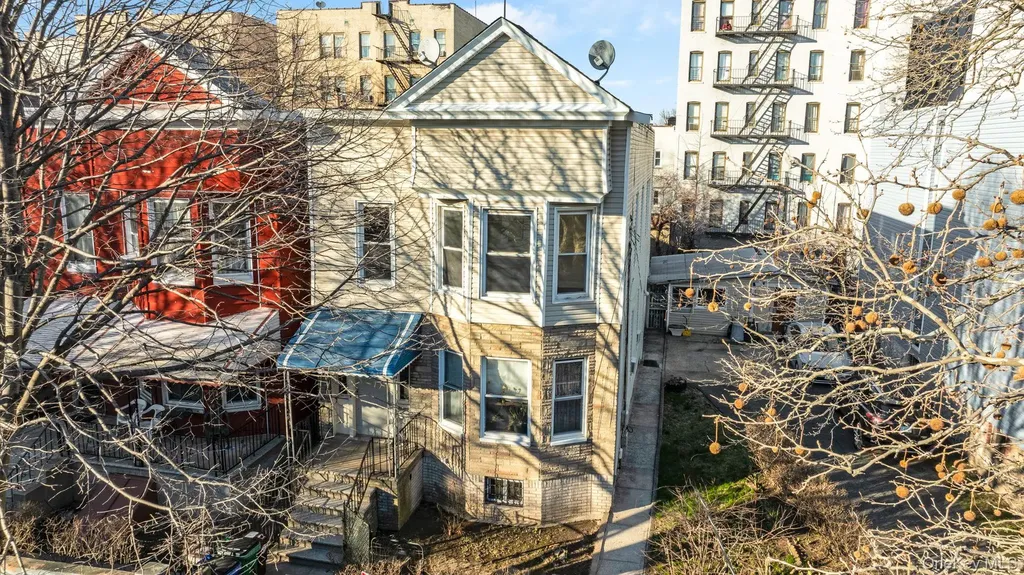 675 E 223rd Street Bronx NY 10466