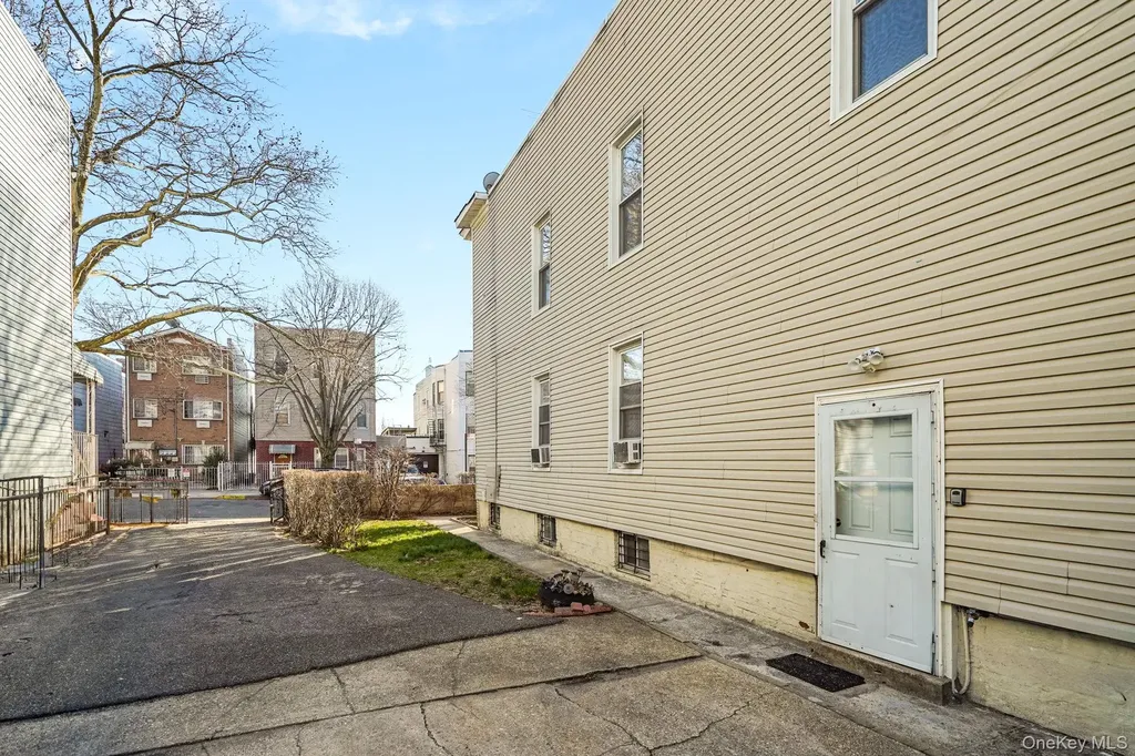 675 E 223rd Street Bronx NY 10466