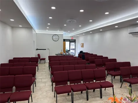 190-27-29 Jamaica Avenue Hollis NY 11423