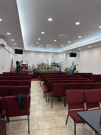 190-27-29 Jamaica Avenue Hollis NY 11423